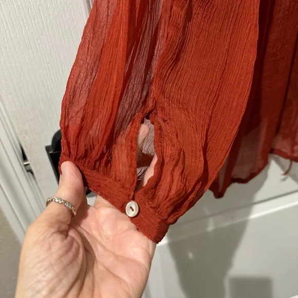 Anthropologie Kimchi Blue Red Rust Semisheer Gauze Top - Picture 7 of 9